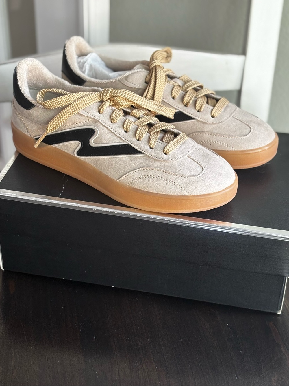Madden Girl NEW Women’s Taupe Beige Suede Sneakers with Black Accent Gum Sole